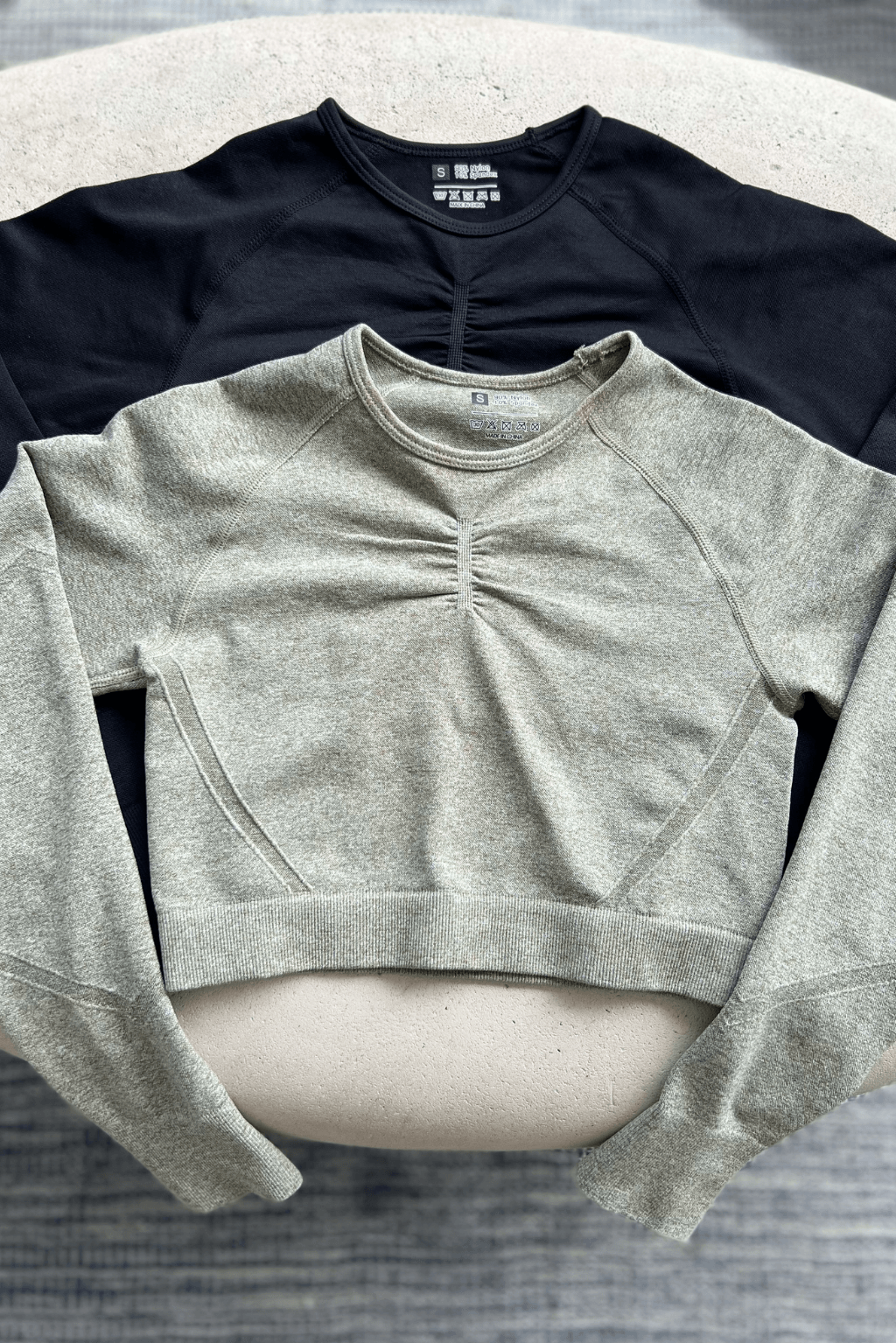 Seamless Long Sleeve Crop - Black